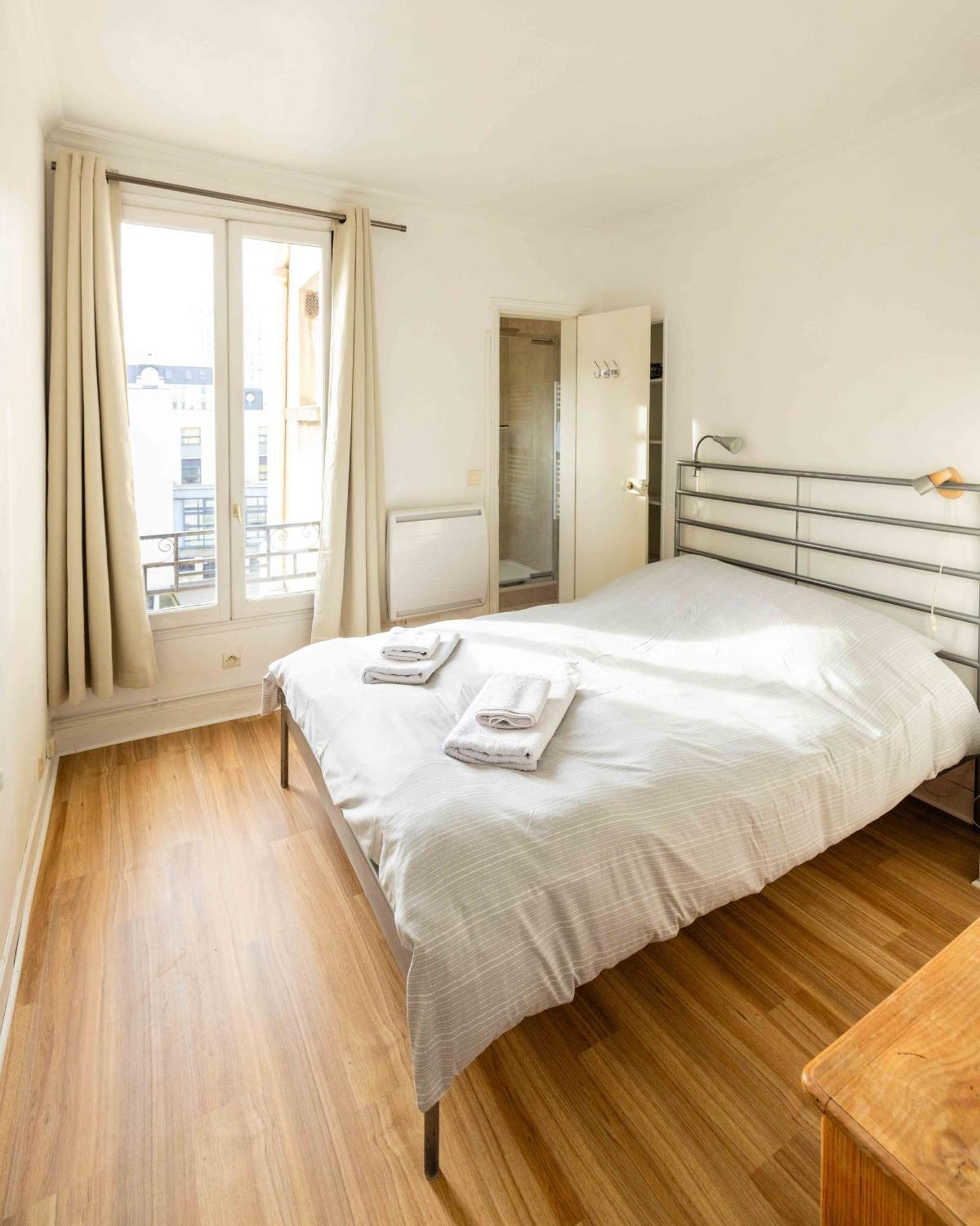 Well Located Apartment In Paris Exterior photo